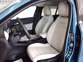 FIAT 600 1.2 hybrid La Prima 110cv auto 13