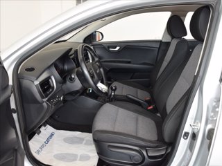 KIA Stonic 1.2 mpi Style gpl 82cv 10