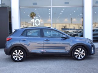 KIA Stonic 1.2 dpi Urban 84cv 3